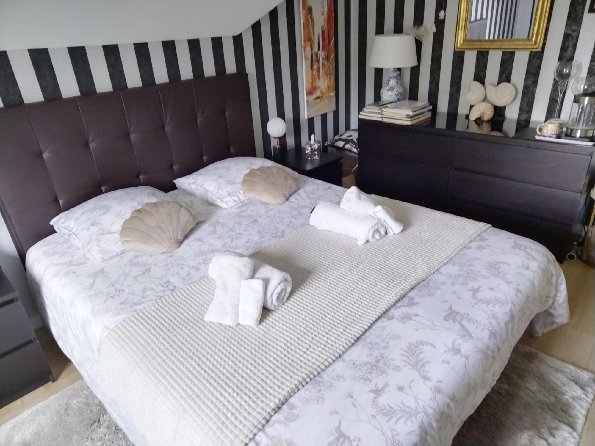 Bed and Breakfast Chez Helene Сен-Кулом Экстерьер фото